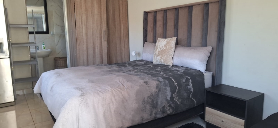 4 Bedroom Property for Sale in Cambridge West Eastern Cape